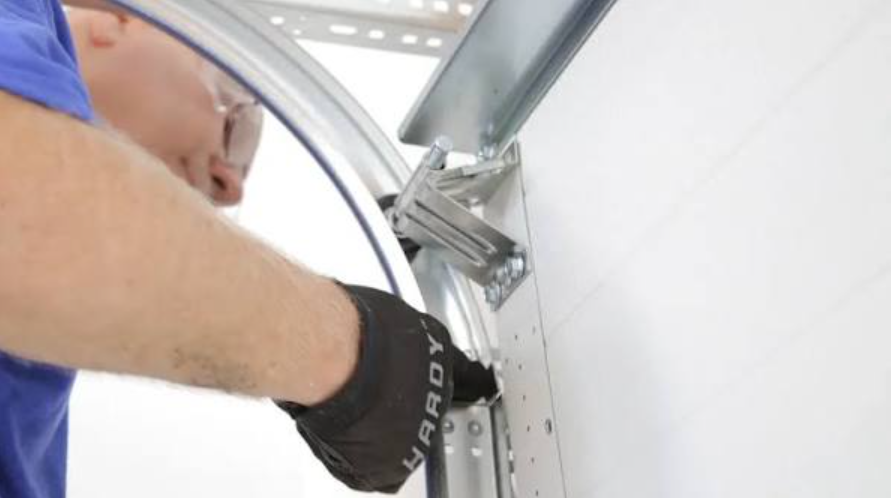 Off-Track Garage Door Realignment Winter Garden