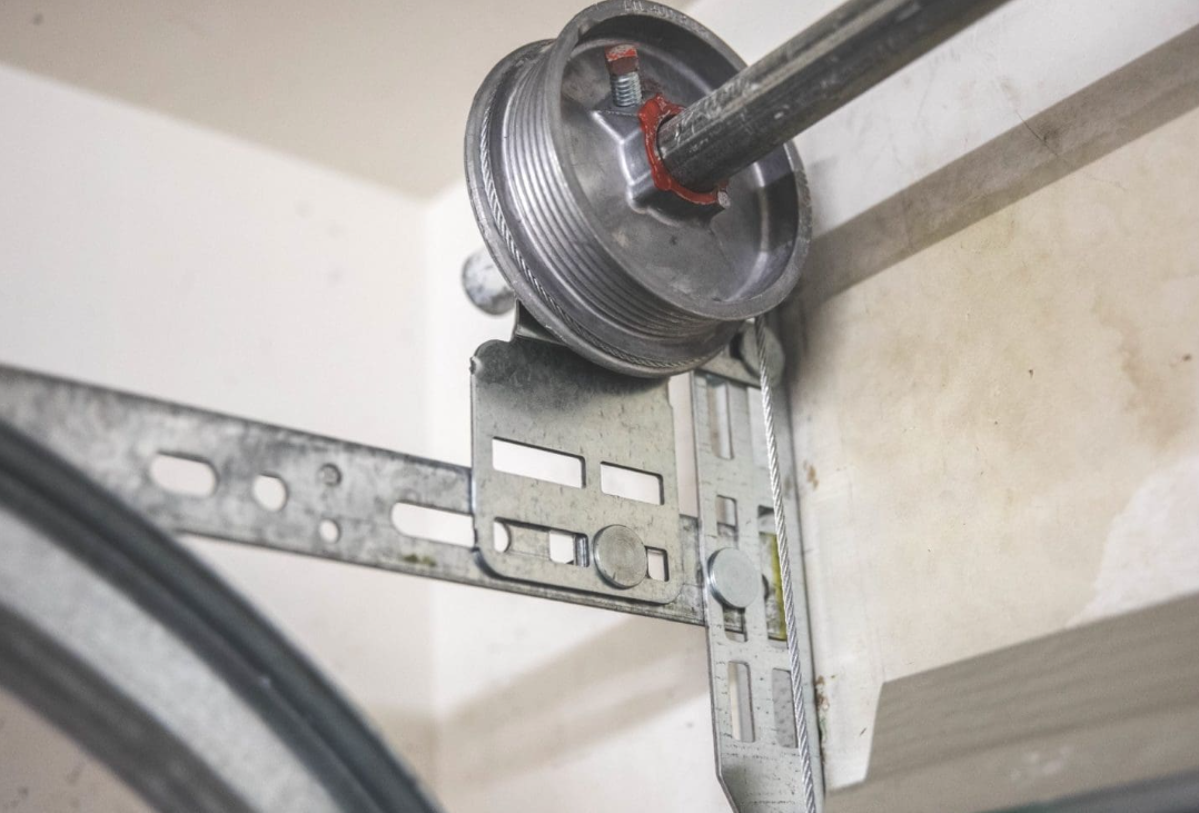 garage door cable repair.